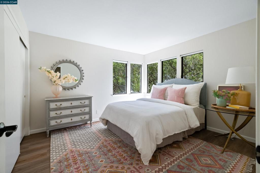 Image 22 of property listing at 47 El Gavilan Rd, Orinda, CA 94563