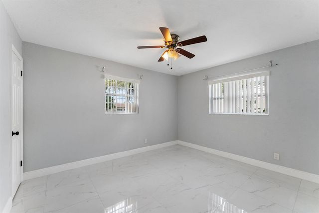 6501 SW 15th Court, North Lauderdale, FL 33068