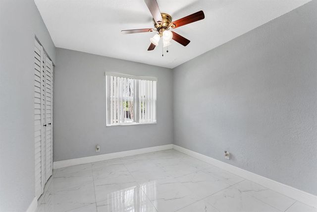 6501 SW 15th Court, North Lauderdale, FL 33068