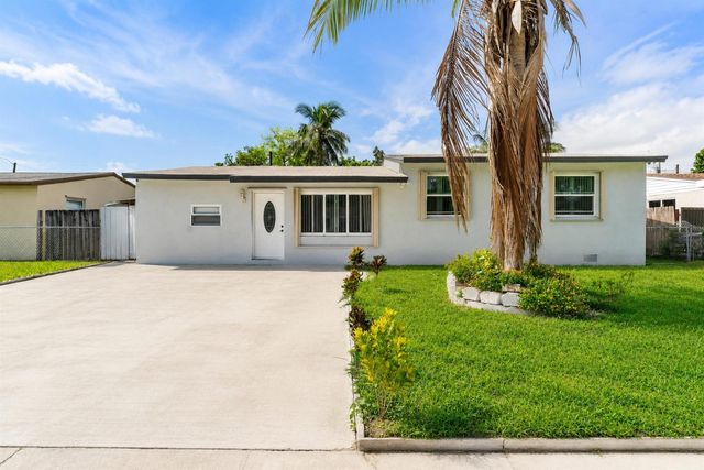 6501 SW 15th Court, North Lauderdale, FL 33068