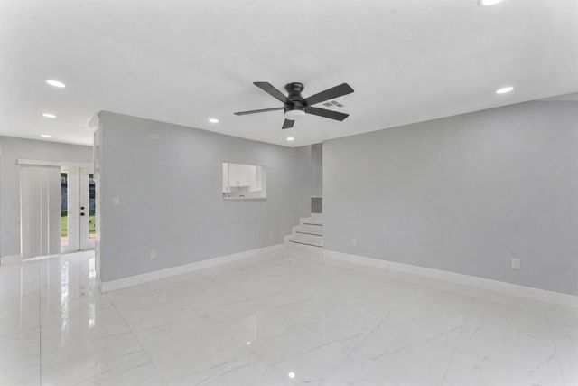 6501 SW 15th Court, North Lauderdale, FL 33068