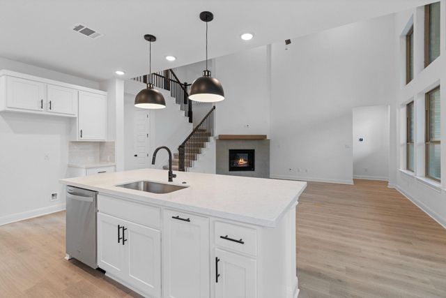 565 Wood Thrush RUN, Kyle, TX 78640