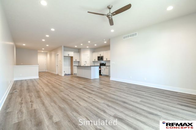 5807 S 94th Street, Lincoln, NE 68526