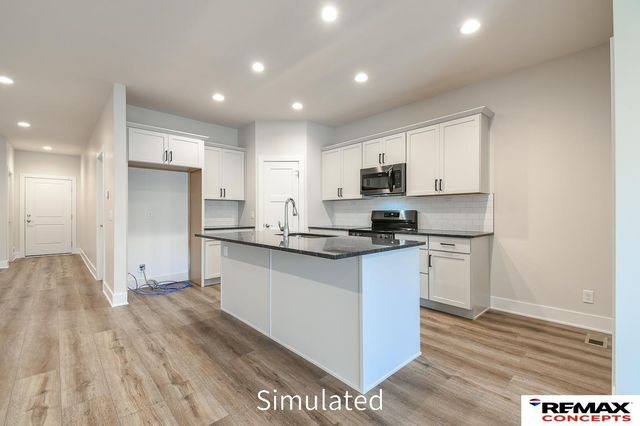 5807 S 94th Street, Lincoln, NE 68526