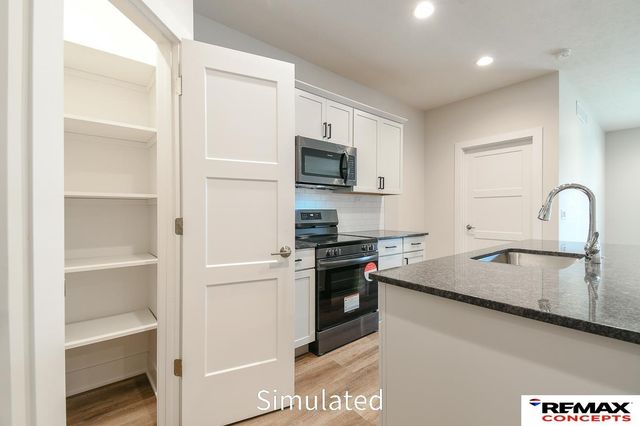 5807 S 94th Street, Lincoln, NE 68526