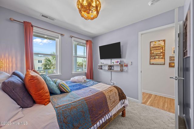 515 N Topsail Drive, Surf City, NC 28445