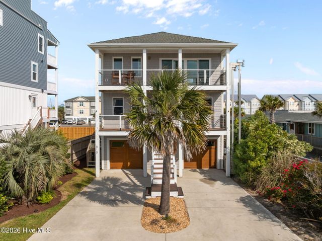 515 N Topsail Drive, Surf City, NC 28445