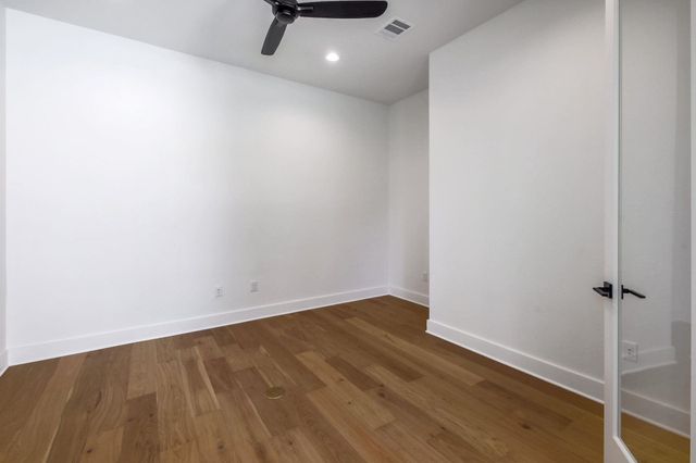 8302 Kromer ST, Austin, TX 78757