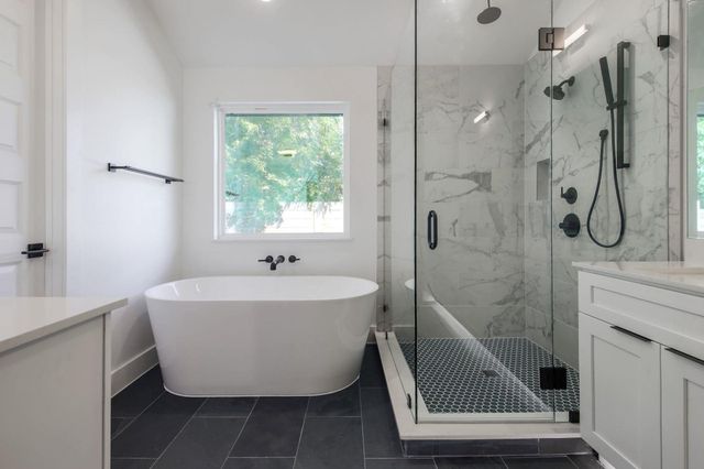 8302 Kromer ST, Austin, TX 78757