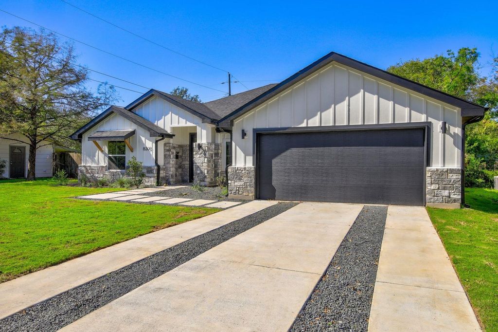 8302 Kromer ST, Austin, TX 78757