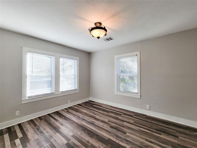 1113 San Jacinto Street, Rosenberg, TX 77471