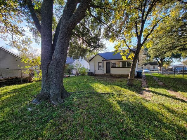 1113 San Jacinto Street, Rosenberg, TX 77471