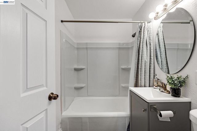 415 Napa Street, Vallejo, CA 94590