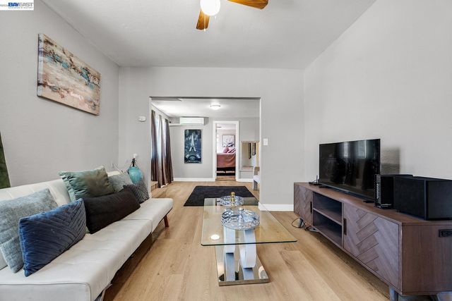 415 Napa Street, Vallejo, CA 94590
