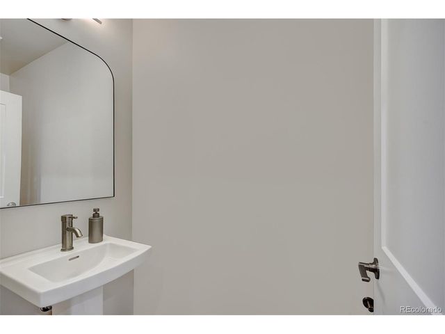 1301 Adams Avenue 117, Silverthorne, CO 80498