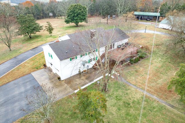 545 Puryears Bend Rd, Hartsville, TN 37074