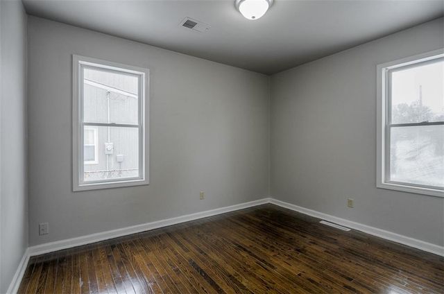 1709 N Dodgion Avenue, Independence, MO 64050