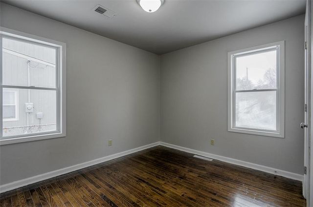 1709 N Dodgion Avenue, Independence, MO 64050