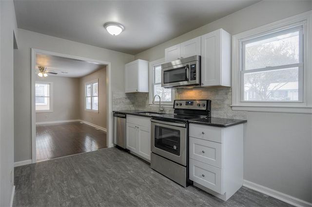 1709 N Dodgion Avenue, Independence, MO 64050