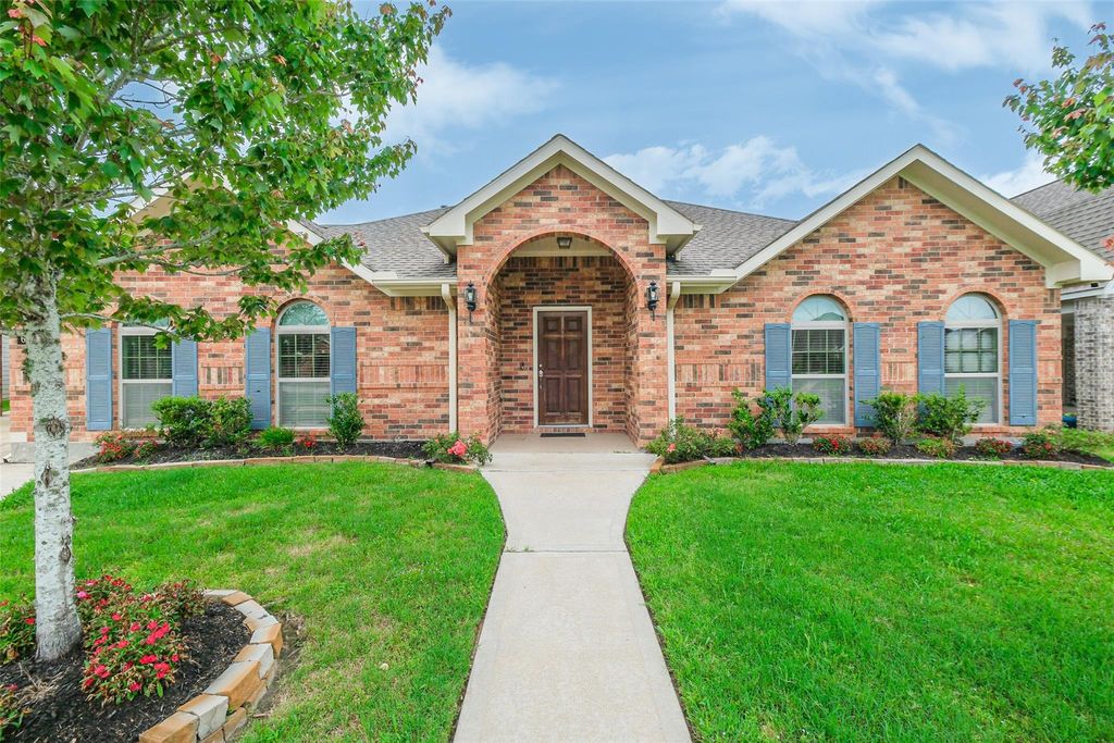 6811 Gonzales Point, Manvel, TX 77578