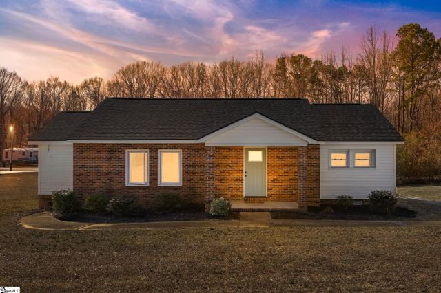 1426 Grove Road, Anderson, SC 29621