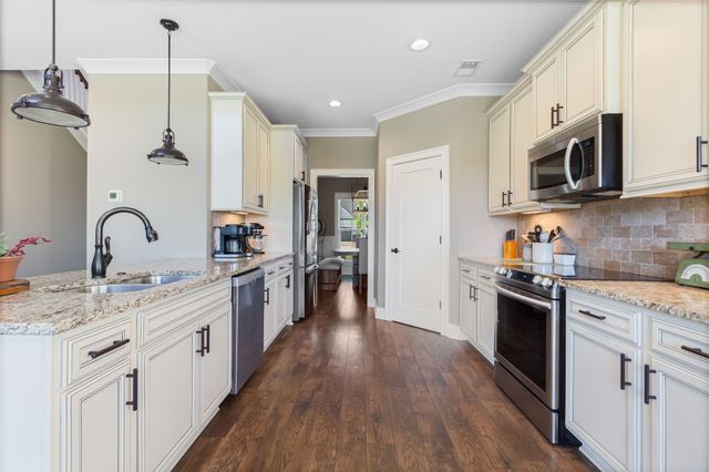 522 McChrystal Dr, Murfreesboro, TN 37129