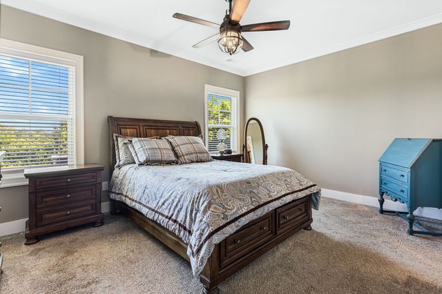522 McChrystal Dr, Murfreesboro, TN 37129