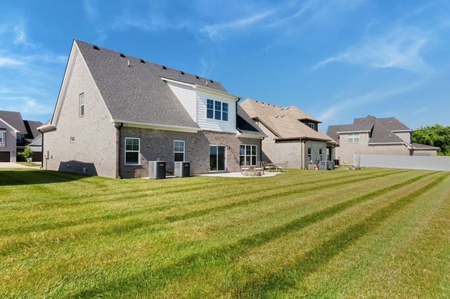 522 McChrystal Dr, Murfreesboro, TN 37129