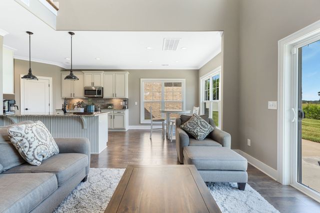 522 McChrystal Dr, Murfreesboro, TN 37129