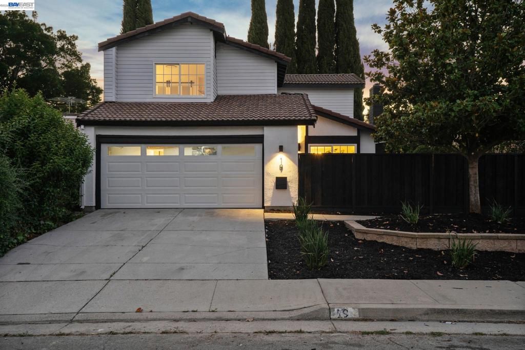 Image 1 of property listing at 19 Southlake Dr, San Jose, CA 95138