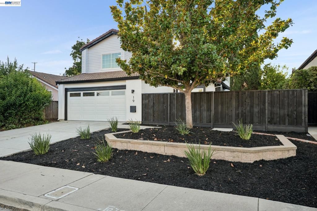 Image 49 of property listing at 19 Southlake Dr, San Jose, CA 95138