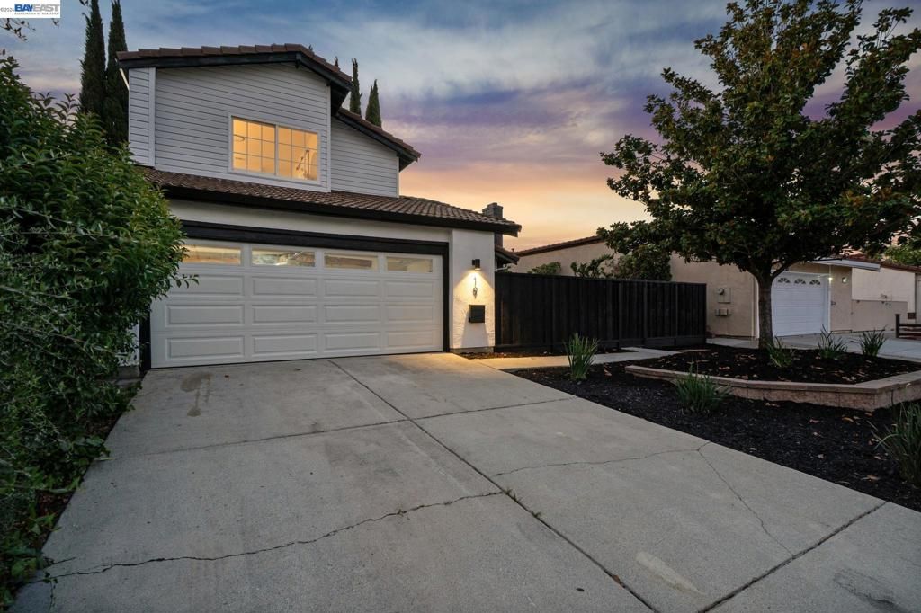 Image 54 of property listing at 19 Southlake Dr, San Jose, CA 95138