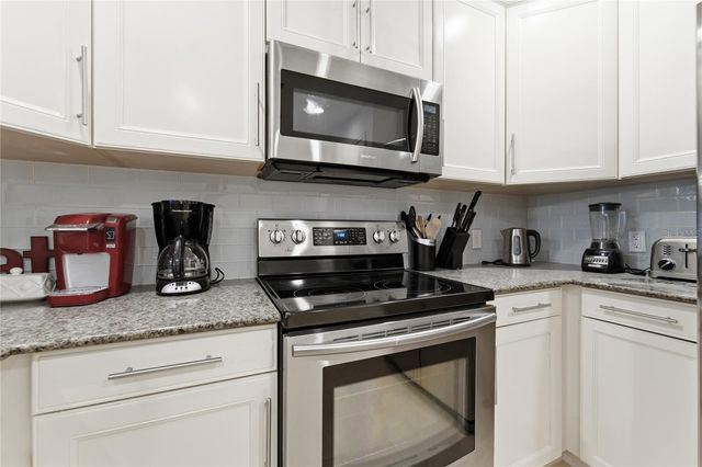 7656 WHISPER WAY 103, Kissimmee, FL 34747
