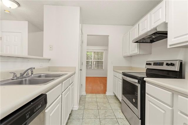 117 Hillandale Court, Lithonia, GA 30058
