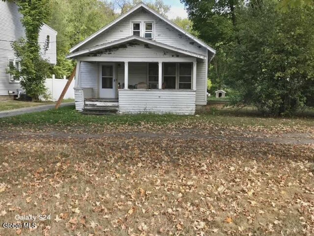 353 Hudson River Road, Waterford, NY 12188