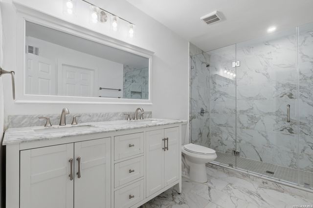302 Topeka, San Antonio, TX 78210