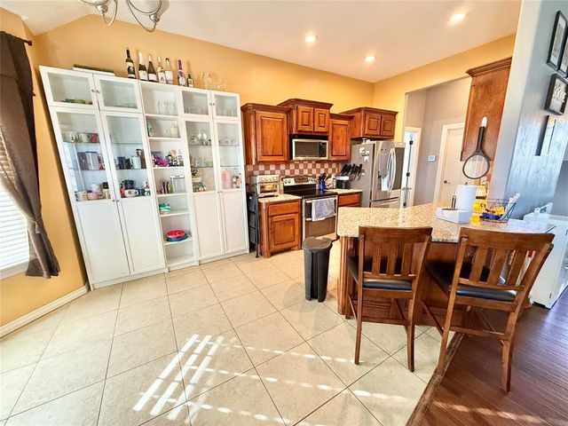 616 Woods Way, Moore, OK 73160