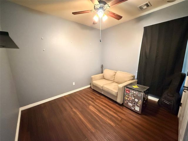 616 Woods Way, Moore, OK 73160