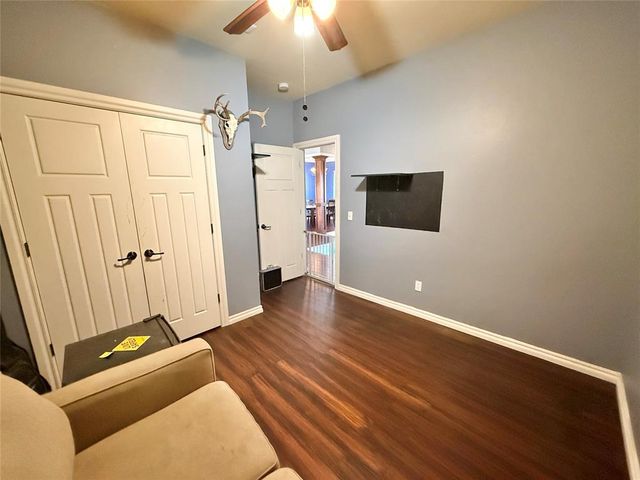 616 Woods Way, Moore, OK 73160