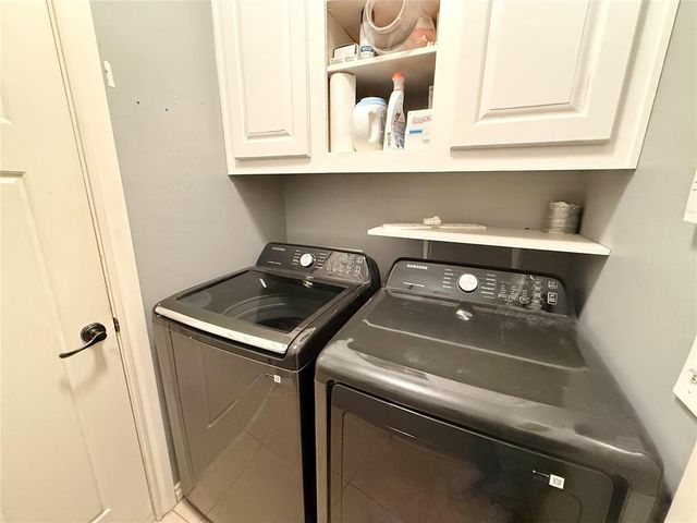 616 Woods Way, Moore, OK 73160