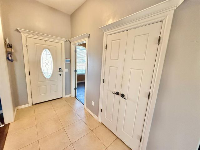 616 Woods Way, Moore, OK 73160