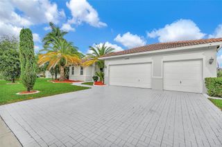15976 SW 4th Street, Pembroke Pines, FL 33027