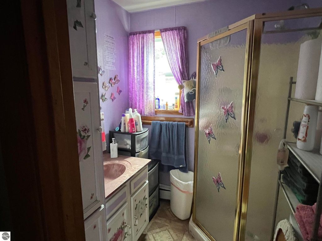Image 27 of property listing at 158 Moyer Avenue, Alma, MI 48801