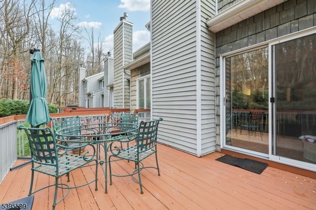 44 Averell Dr, Parsippany-troy Hills Twp., NJ 07950