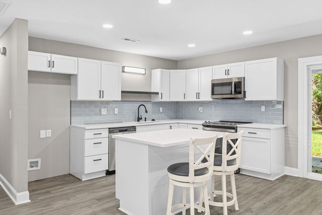 305 Elliott Drive, Ladson, SC 29456