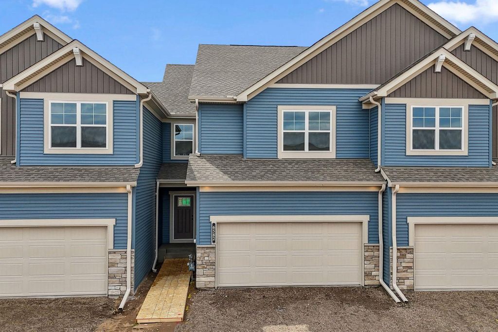 6582 Jody Avenue S, Cottage Grove, MN 55016
