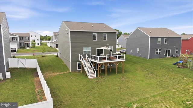 314 CENTERGATE DR, Charles Town, WV 25414
