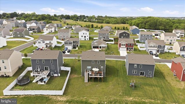 314 CENTERGATE DR, Charles Town, WV 25414