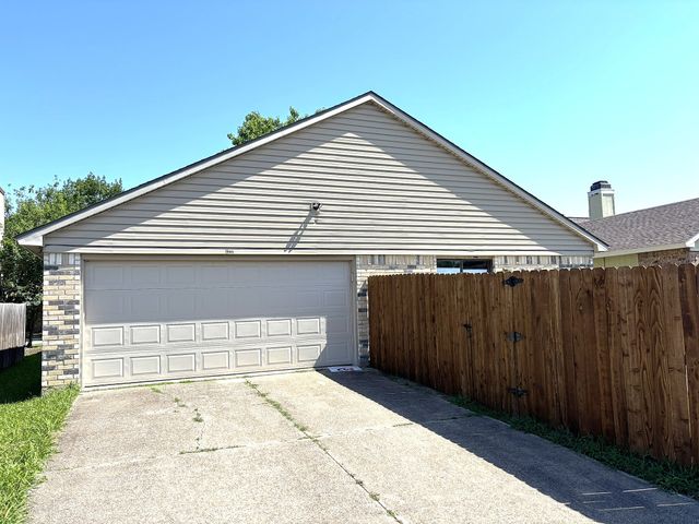 4121 Driscoll Drive, The Colony, TX 75056