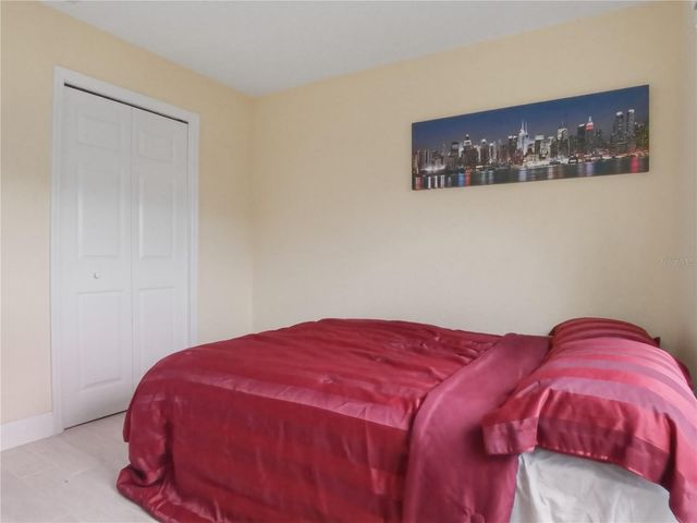 5553 MOON VALLEY DRIVE, Lakeland, FL 33812